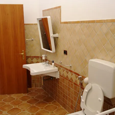 Le 4 Semesterbostad Bari Sardo